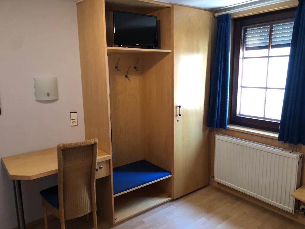 Gasthof Zum Hirsch Sachsenheim Kültér fotó